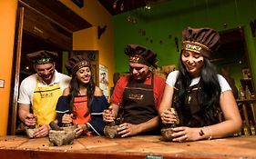 Mansion De Chocolate